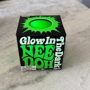 Glow In The Dark Nee Doh